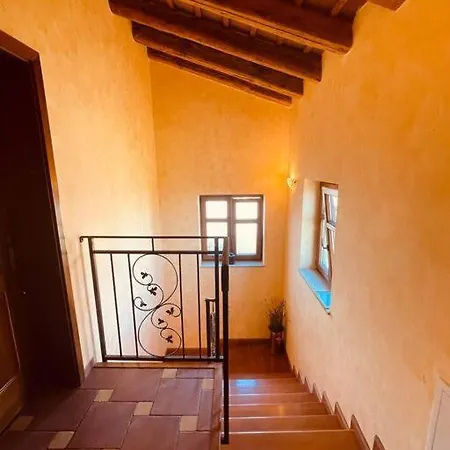 Beautiful 4 Bedroom Tara, Pool And Privacy! Villa *