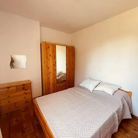 Beautiful 4 Bedroom Tara, Pool And Privacy!