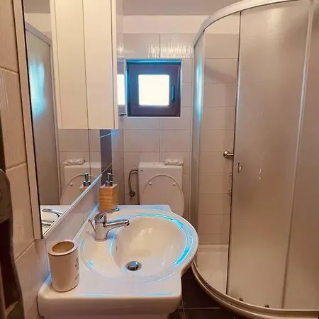 Βίλα Beautiful 4 Bedroom Tara, Pool And Privacy! *